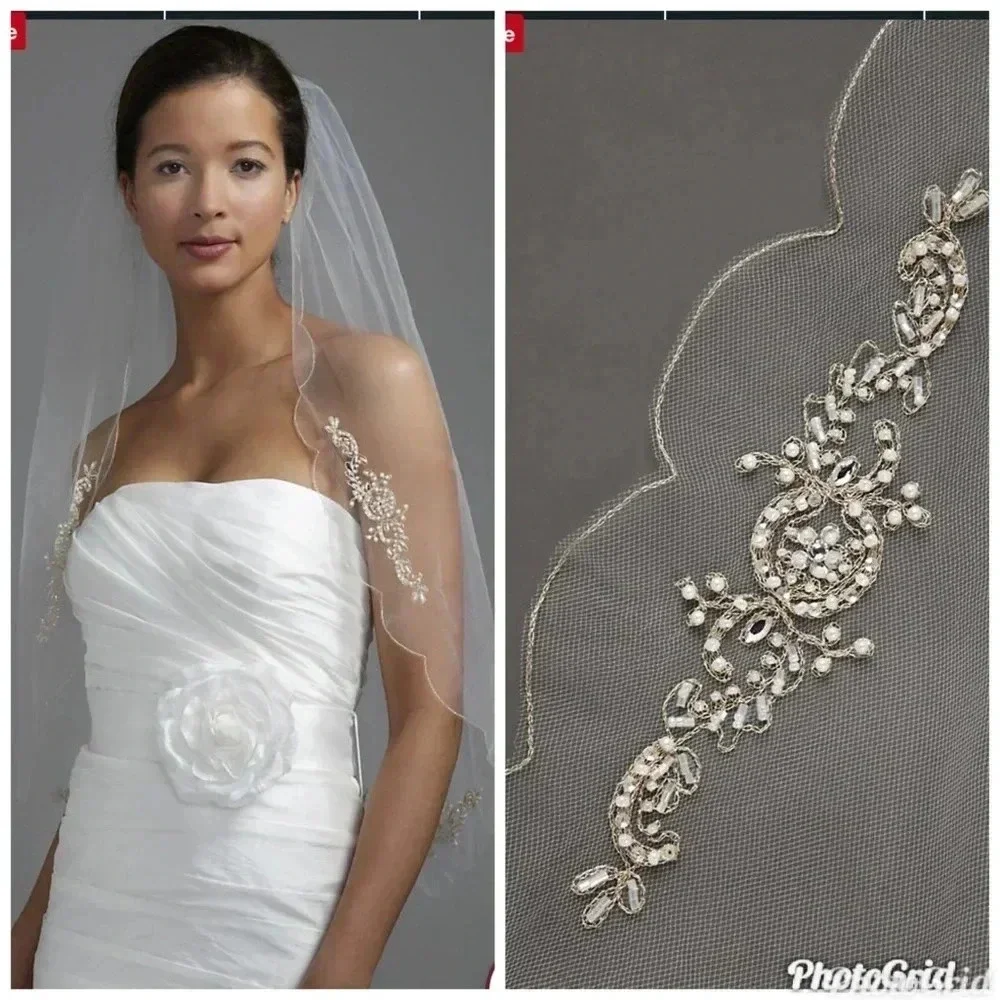 David’s Bridal Ivory Scalloped Edge Veil